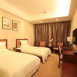 Greentree Inn Beijing International Studies University Talianpo Metro Station Express Hotel
