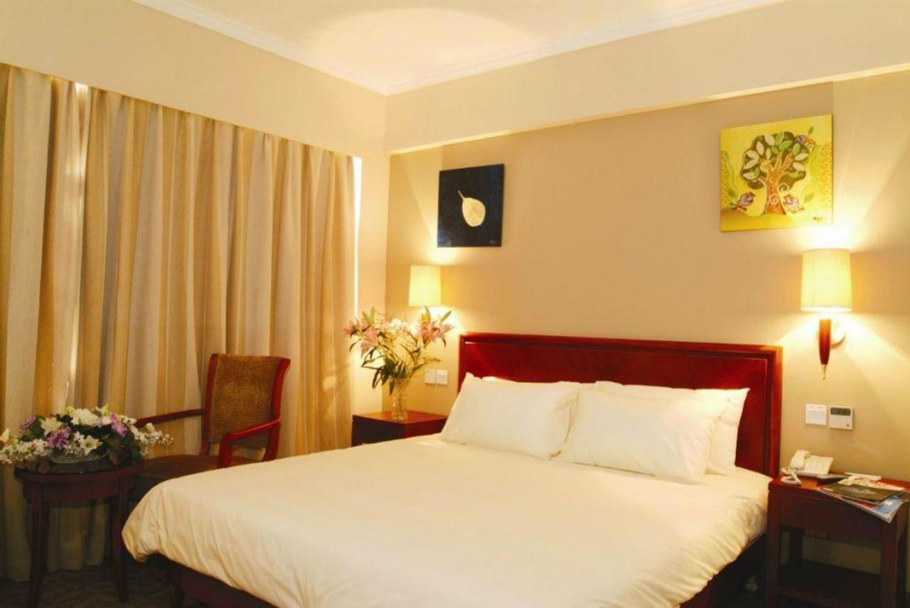 Greentree International Studies Talianpo Metro Station Express Hotel 3*