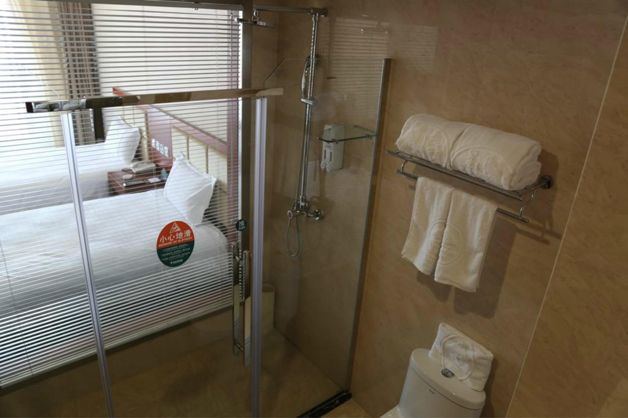 Greentree International Studies Talianpo Metro Station Express Hotel 3*